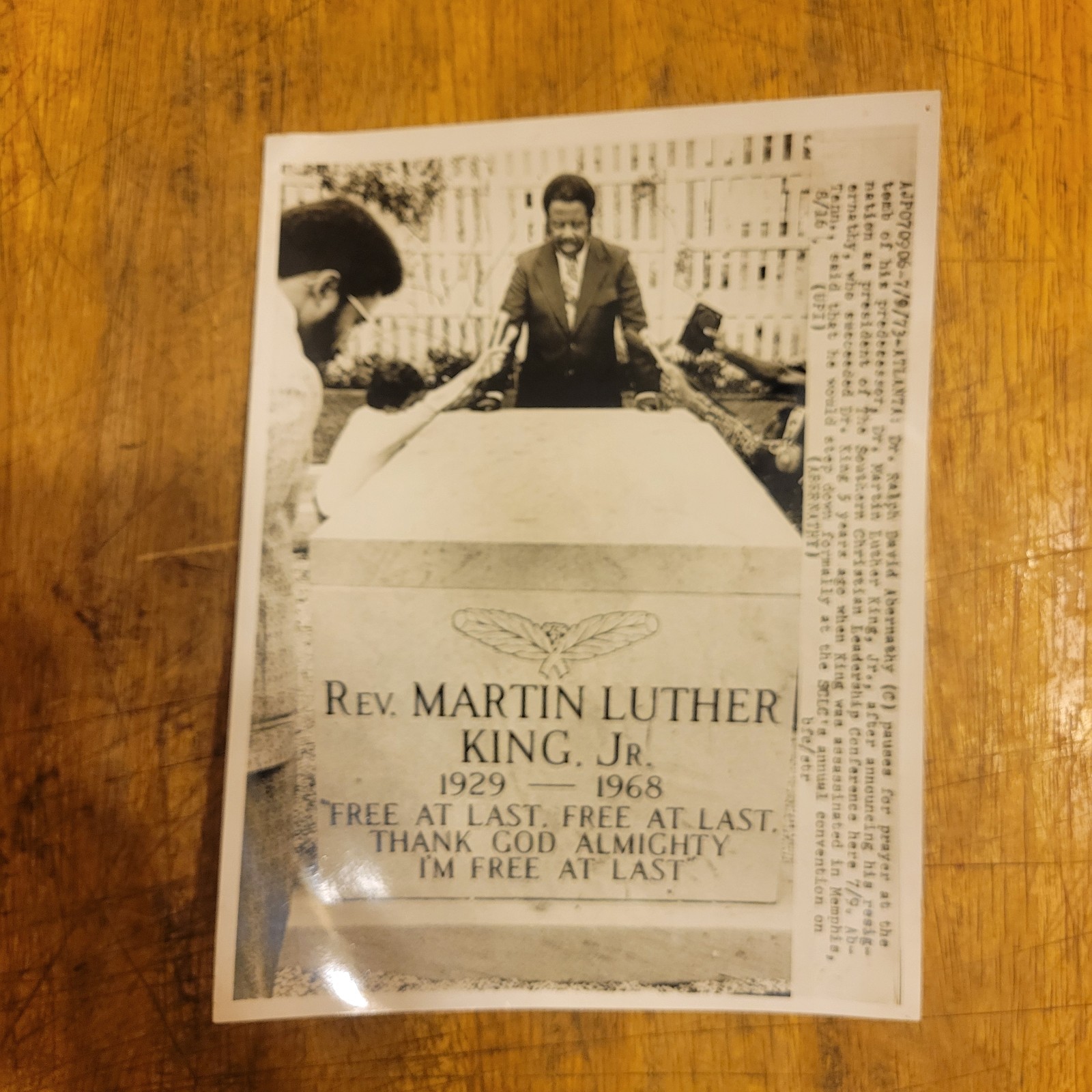 Dr. ralph david abernathy photo united press international Prays Martin Luther K Dr. ralph david abernathy photo united press international Prays Martin Luther K