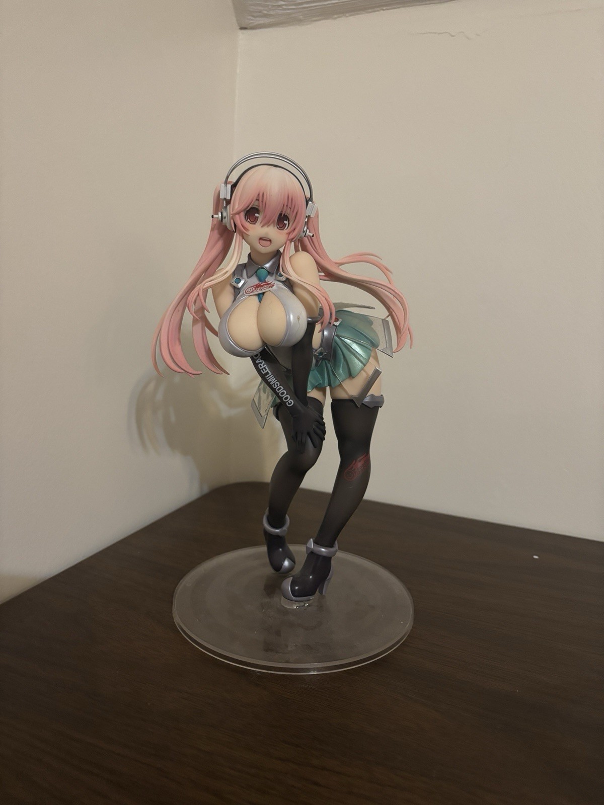 SoniAni Super Sonico Racing Version 1/7 Figure Miku Supporter Outfit SoniAni Super Sonico Racing Version 1/7 Figure Miku Supporter Outfit