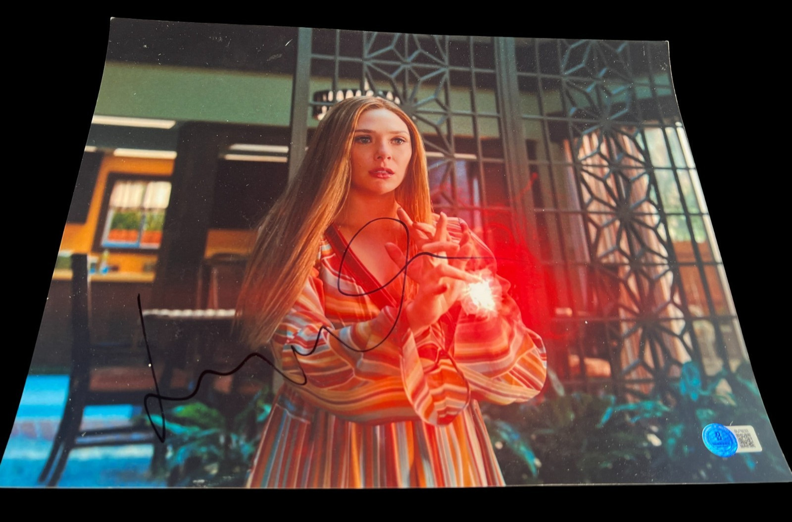 ELIZABETH OLSEN SIGNED AUTOGRAPH 11x14 PHOTO WANDAVISION BECKETT BAS COA AUTO D