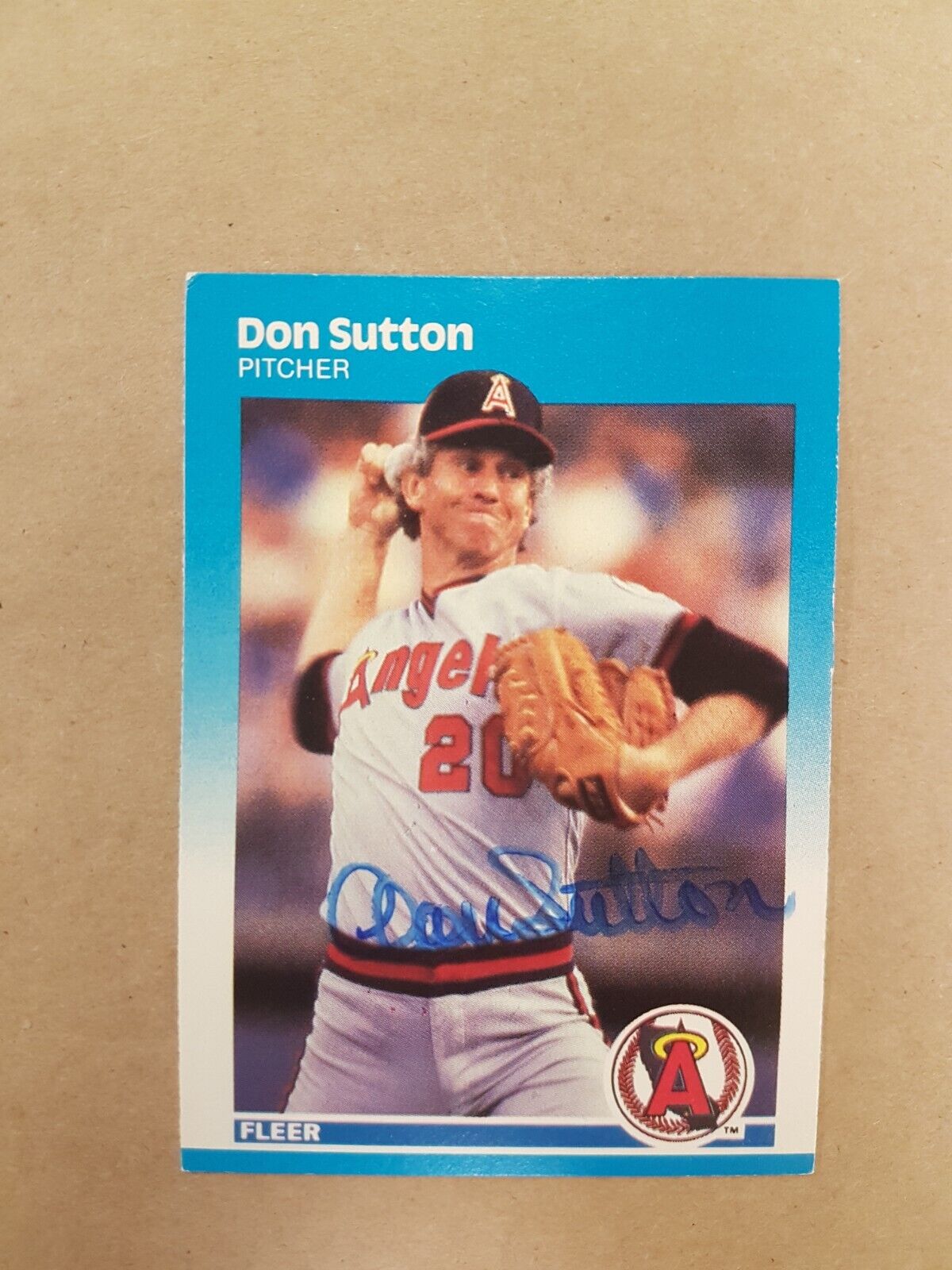 Don Sutton Fleer Autograph SPORTS signed Baseball card MLB Angels 1987