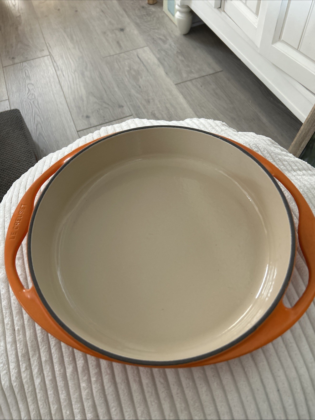 Vtg Le Creuset #30 3.5 Qt Cast Iron Braiser Flame Red Orange NO LID Excellent Vtg Le Creuset #30 3.5 Qt Cast Iron Braiser Flame Red Orange NO LID Excellent