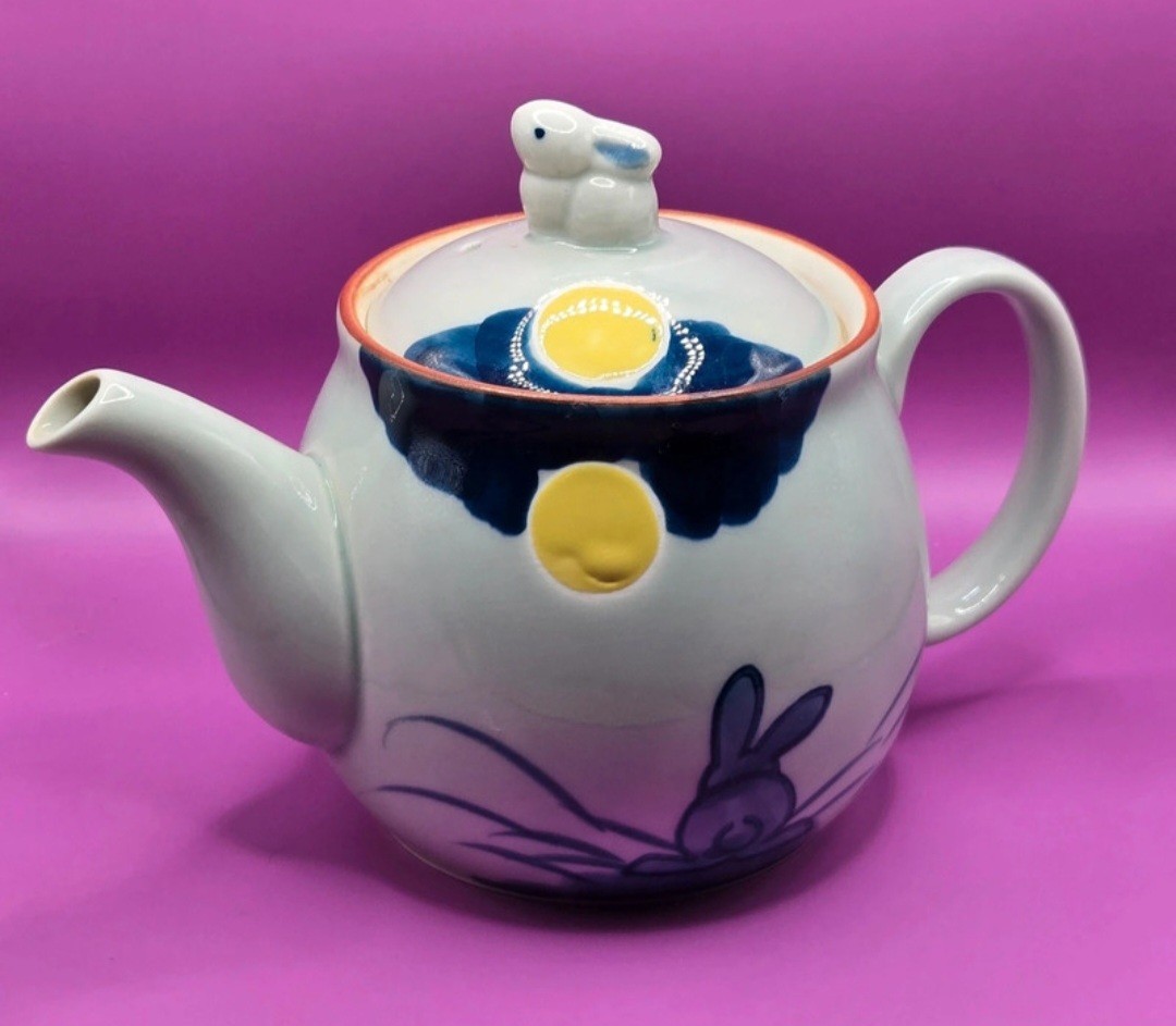 Vintage Arita Ware Porcelain Teapot Handcrafted in Japan, Vintage Arita Ware Porcelain Teapot Handcrafted in Japan,