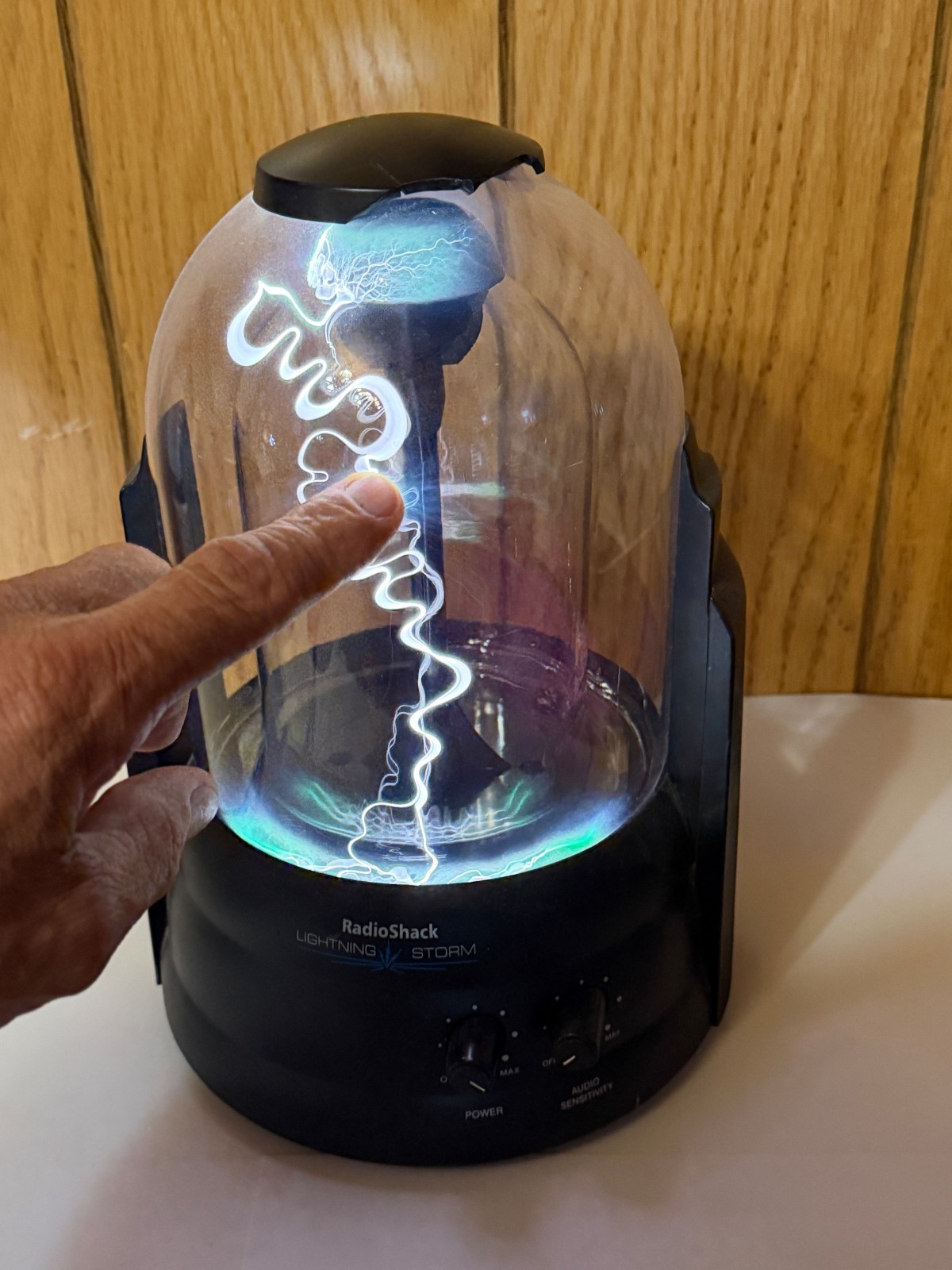 Vintage RadioShack Lightning Storm Plasma Ball Halloween Lamp