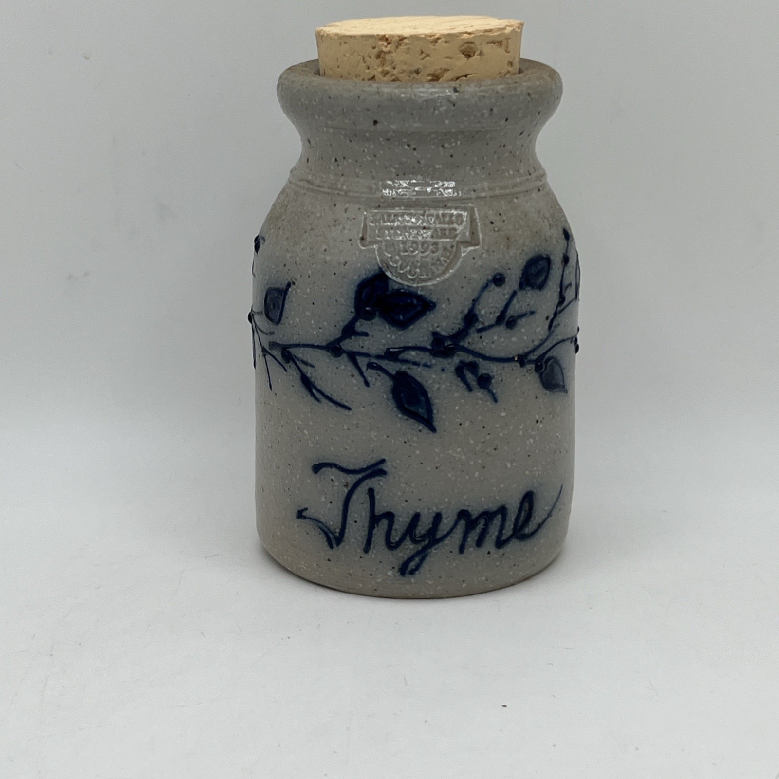 Very HTF Vintage Salmon Falls Stoneware Thyme Spice Jar W/ Cork 4.5” Blue Vine Very HTF Vintage Salmon Falls Stoneware Thyme Spice Jar W/ Cork 4.5” Blue Vine