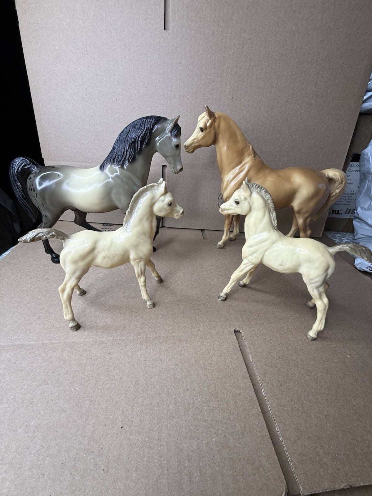 Vtg early 1960\'s Breyer Horses Lot of 4 (2 traditional size + 2 Philly foal)