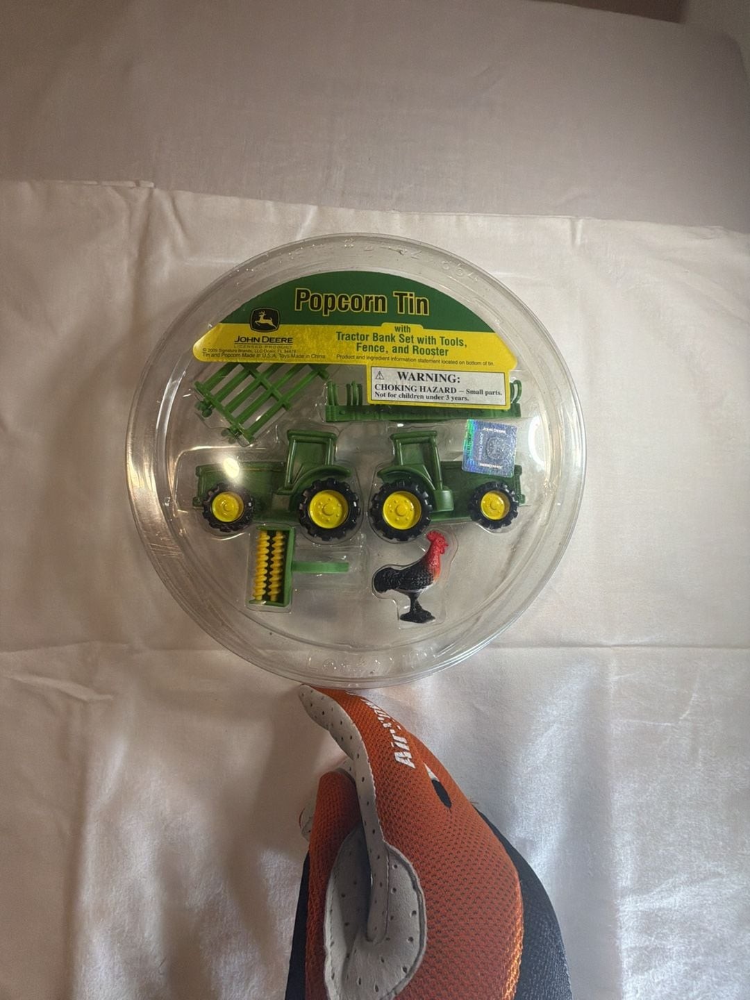John Deere Popcorn Tin With Tractor Bank Set Tools Fence And Rooster John Deere Popcorn Tin With Tractor Bank Set Tools Fence And Rooster