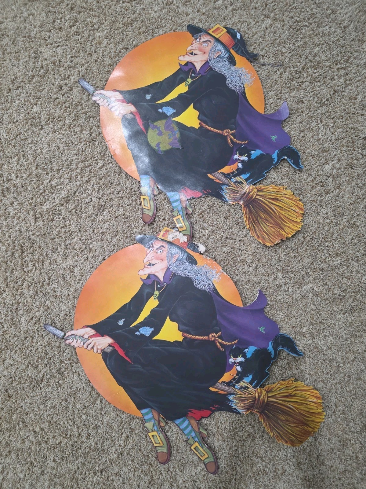 2 VTG 1985 Beistle Flying Witch Halloween Decoration Diecut Moon Broom 23\