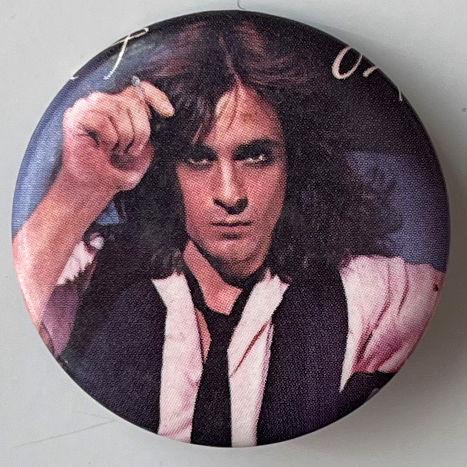 Vintage 1983 Eddie Money licensed pin 1.25\ Vintage 1983 Eddie Money licensed pin 1.25\