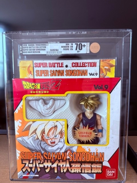 1998 Bandai DRAGON BALL Z Super Saiyan GOLD HAIR AFA 70+ Top Pop 1998 Bandai DRAGON BALL Z Super Saiyan GOLD HAIR AFA 70+ Top Pop
