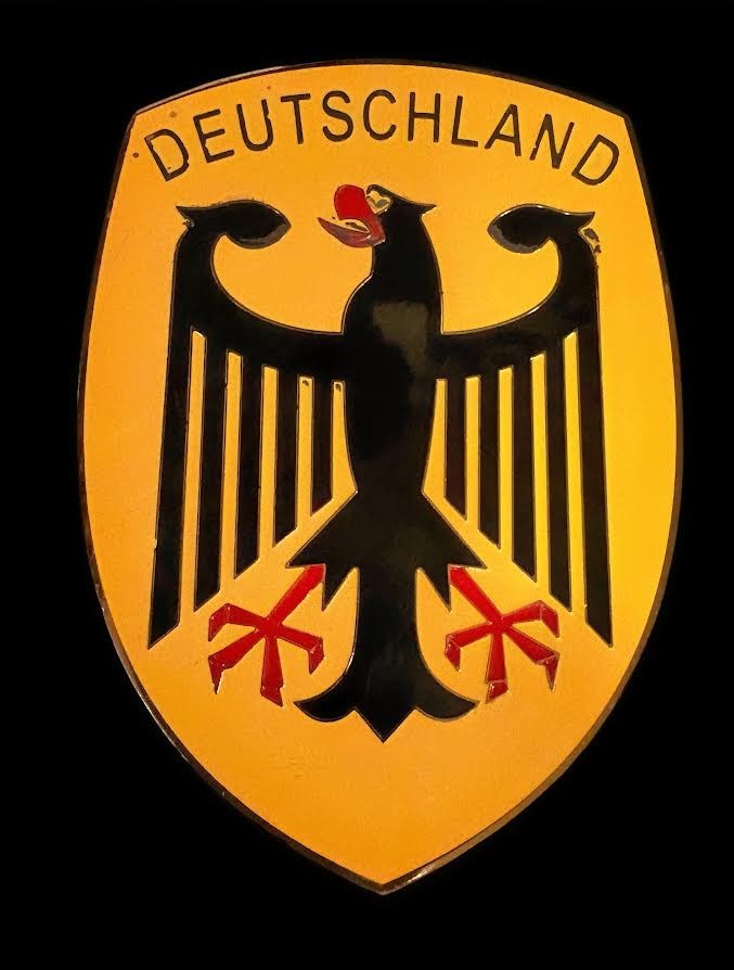 Vintage Deutschland Hood Badge Crest Volkswagen Beetle Bug Federal Eagle Vintage Deutschland Hood Badge Crest Volkswagen Beetle Bug Federal Eagle