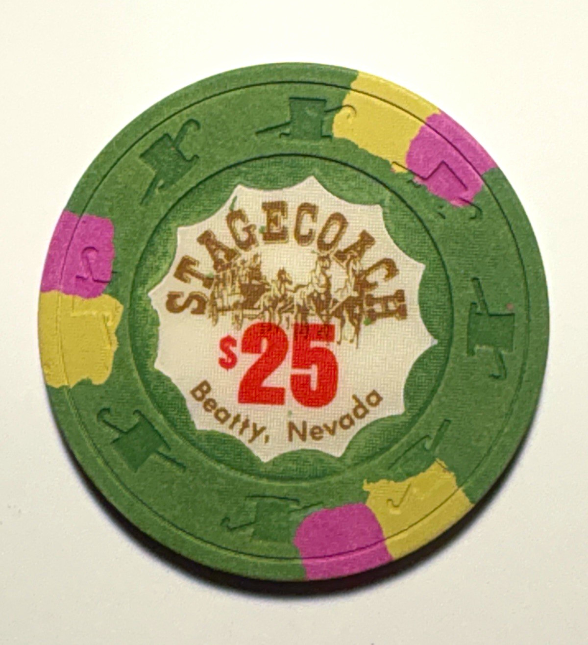 -VINTAGE Nevada-**STAGECOACH**$25 Casino Chip Beatty NV Green Pink/Yellow -1983 -VINTAGE Nevada-**STAGECOACH**$25 Casino Chip Beatty NV Green Pink/Yellow -1983