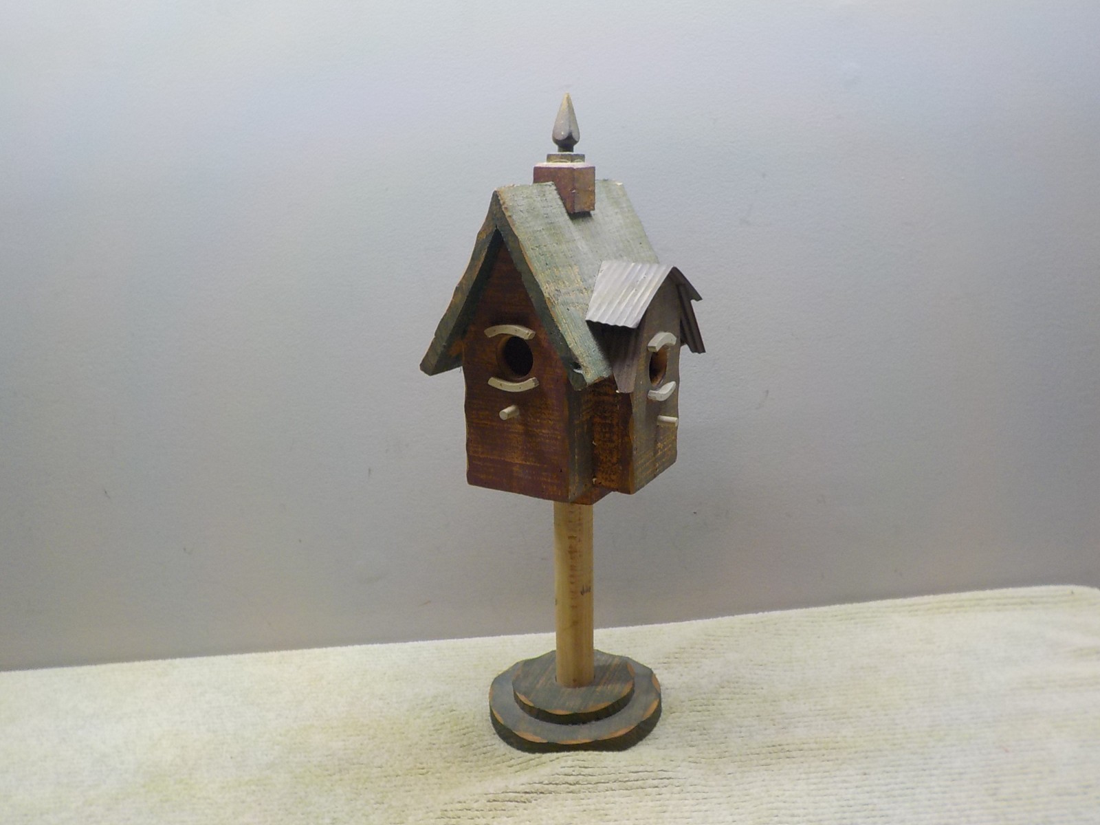 Home Interiors Pedestal Rustic BirdHouse 3 Openings 17 1/2\ Home Interiors Pedestal Rustic BirdHouse 3 Openings 17 1/2\