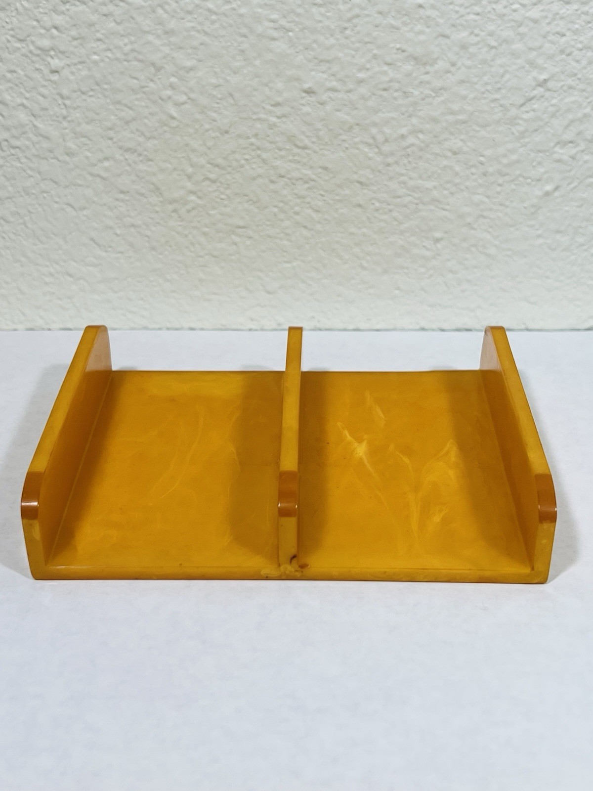 Vintage Catalin Bakelite Marbleized Butterscotch Poker Card Holder 128 Grams Vintage Catalin Bakelite Marbleized Butterscotch Poker Card Holder 128 Grams