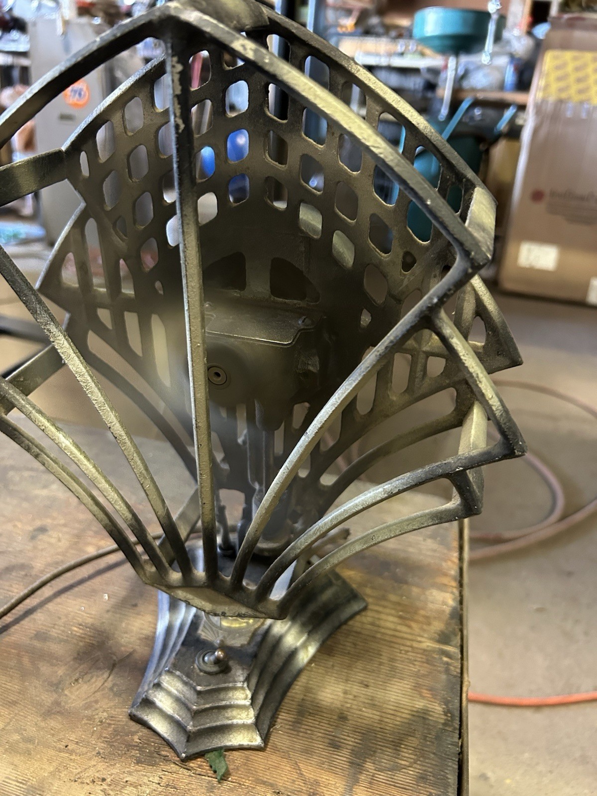 1933 ROBBINS AND MYERS MODEL 9304 ART DECO TABLE/WALL FAN ORIGINAL CONDITION