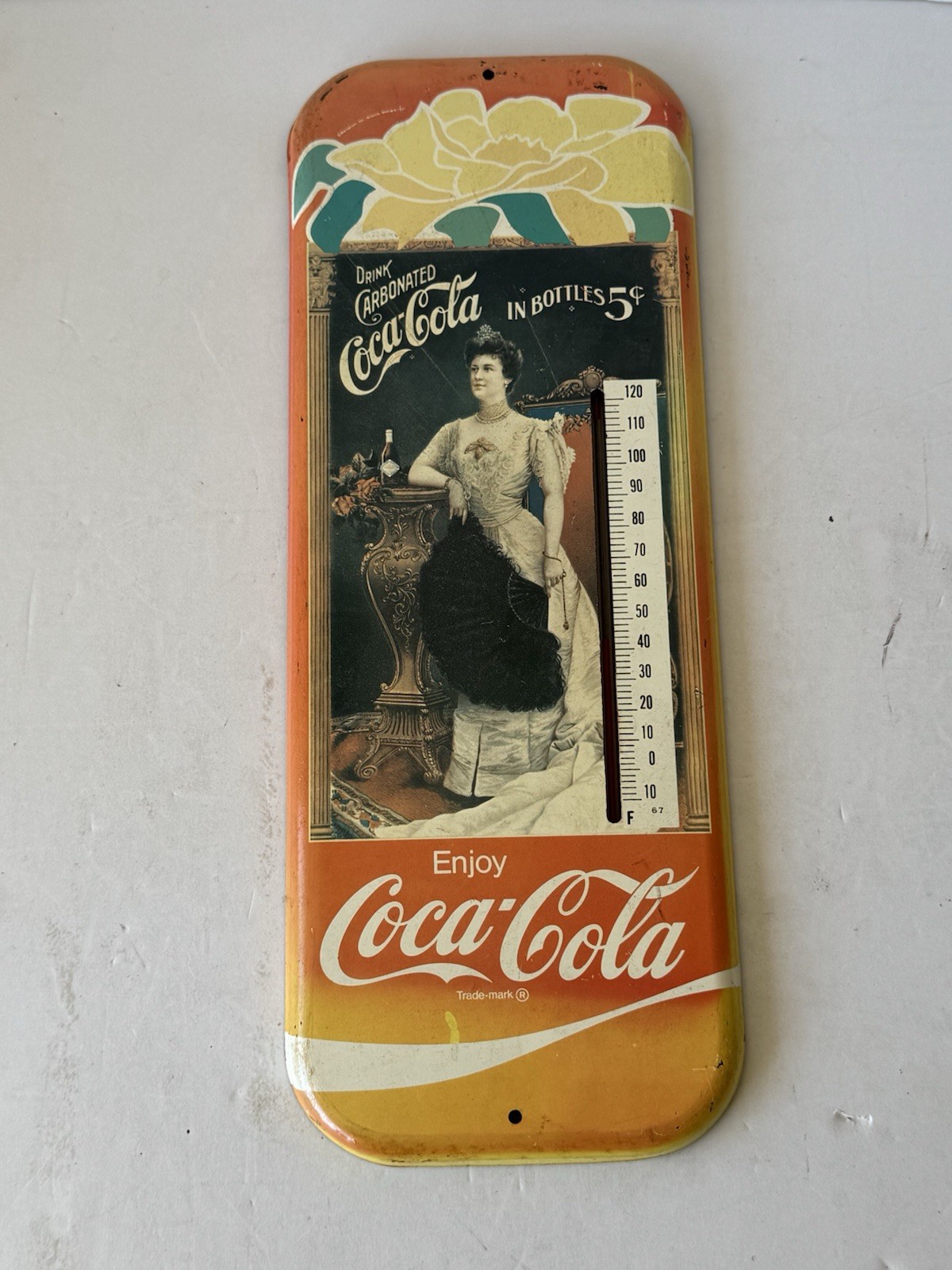 Vintage-style Coca-Cola Metal Advertising Wall Thermometer Made In USA Works Vintage-style Coca-Cola Metal Advertising Wall Thermometer Made In USA Works