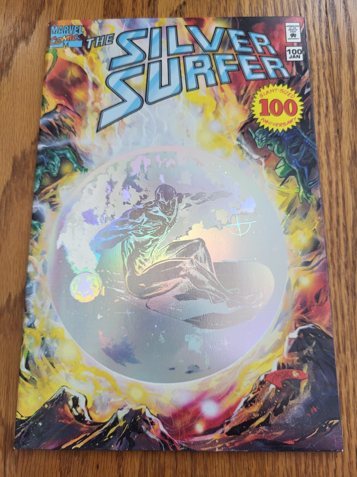 Marvel Comics Silver Surfer #100 - Hologram Cover (1995) - Excellent Marvel Comics Silver Surfer #100 - Hologram Cover (1995) - Excellent