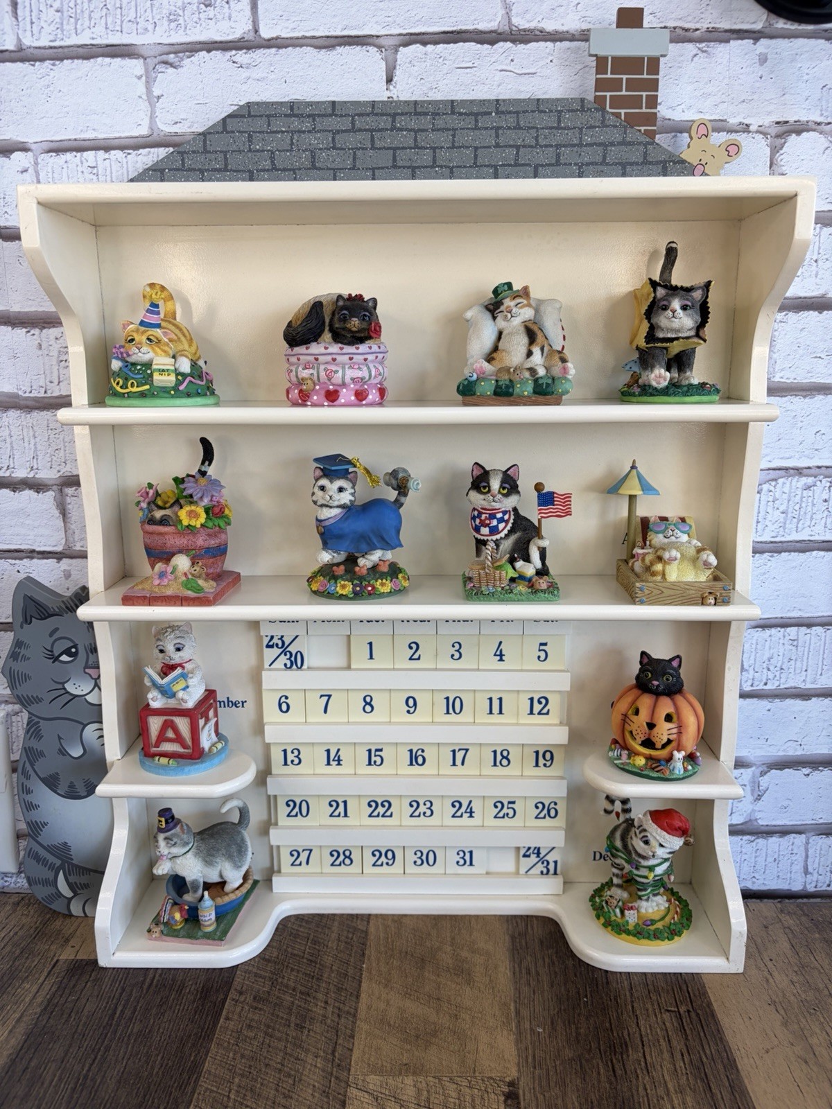 The Danbury Mint Personality Of Cats Perpetual Calender Complete Mint RARE The Danbury Mint Personality Of Cats Perpetual Calender Complete Mint RARE