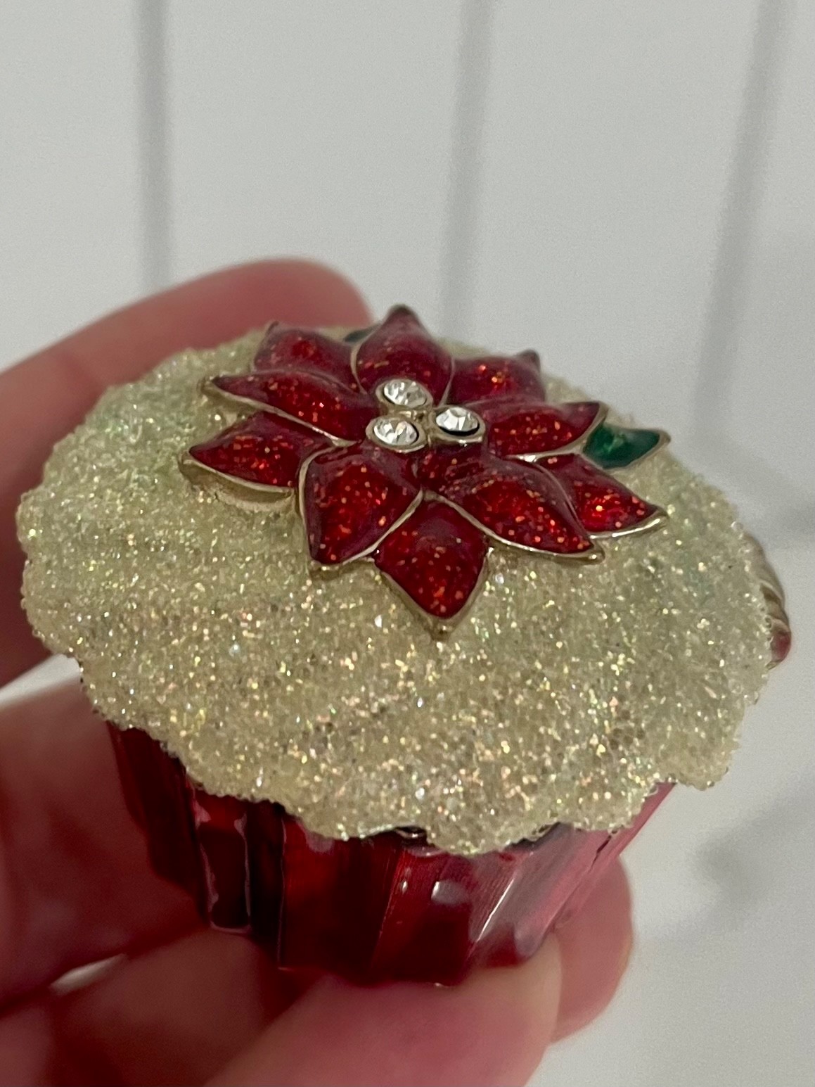 MONET 2011 Poinsettia Cupcake Collectible Keepsake Enamel Trinket Box Christmas MONET 2011 Poinsettia Cupcake Collectible Keepsake Enamel Trinket Box Christmas