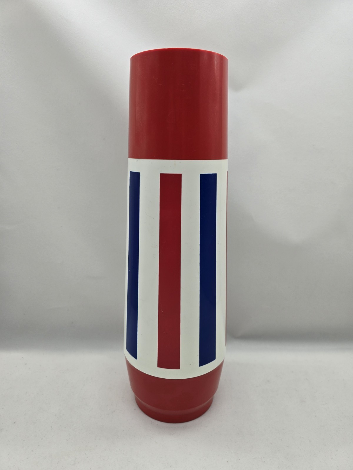 Vintage Thermo-Serv 1 Quart Red White Blue Striped Vacuum Insulated Thermos Vintage Thermo-Serv 1 Quart Red White Blue Striped Vacuum Insulated Thermos
