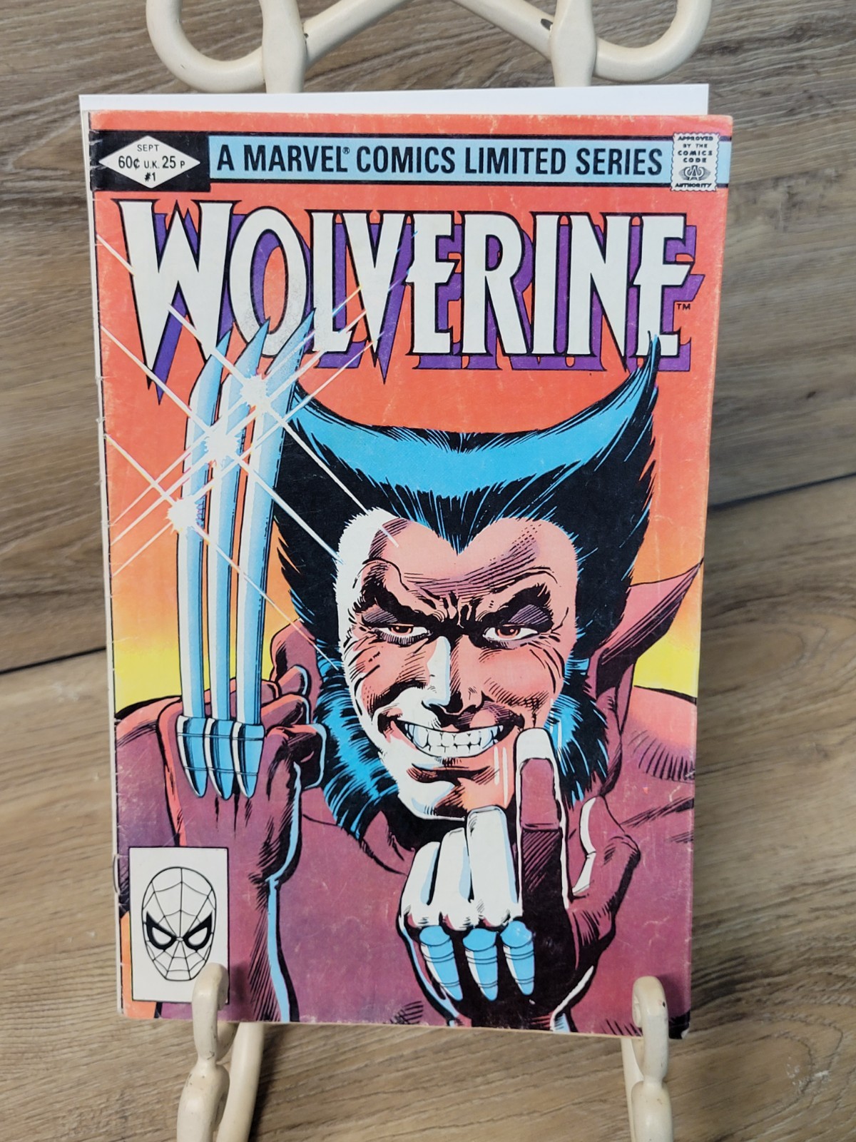 Wolverine #1 MARVEL ( Vol. 1) 1982) 1st solo Wolverine comic Wolverine #1 MARVEL ( Vol. 1) 1982) 1st solo Wolverine comic