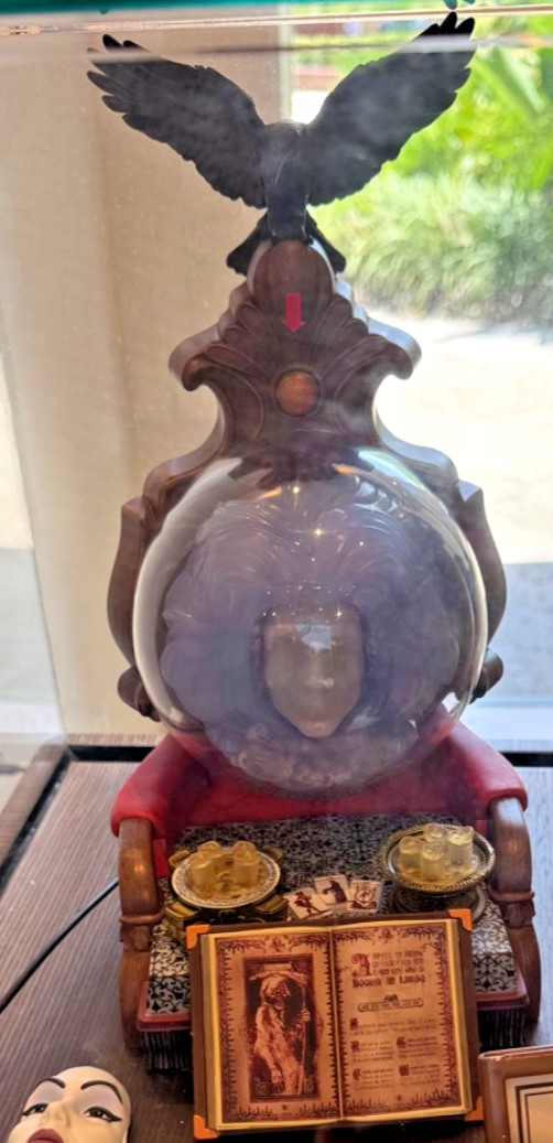 Disney Parks Madame Leota Haunted Mansion Replica Figurine Light Up Disney Parks Madame Leota Haunted Mansion Replica Figurine Light Up