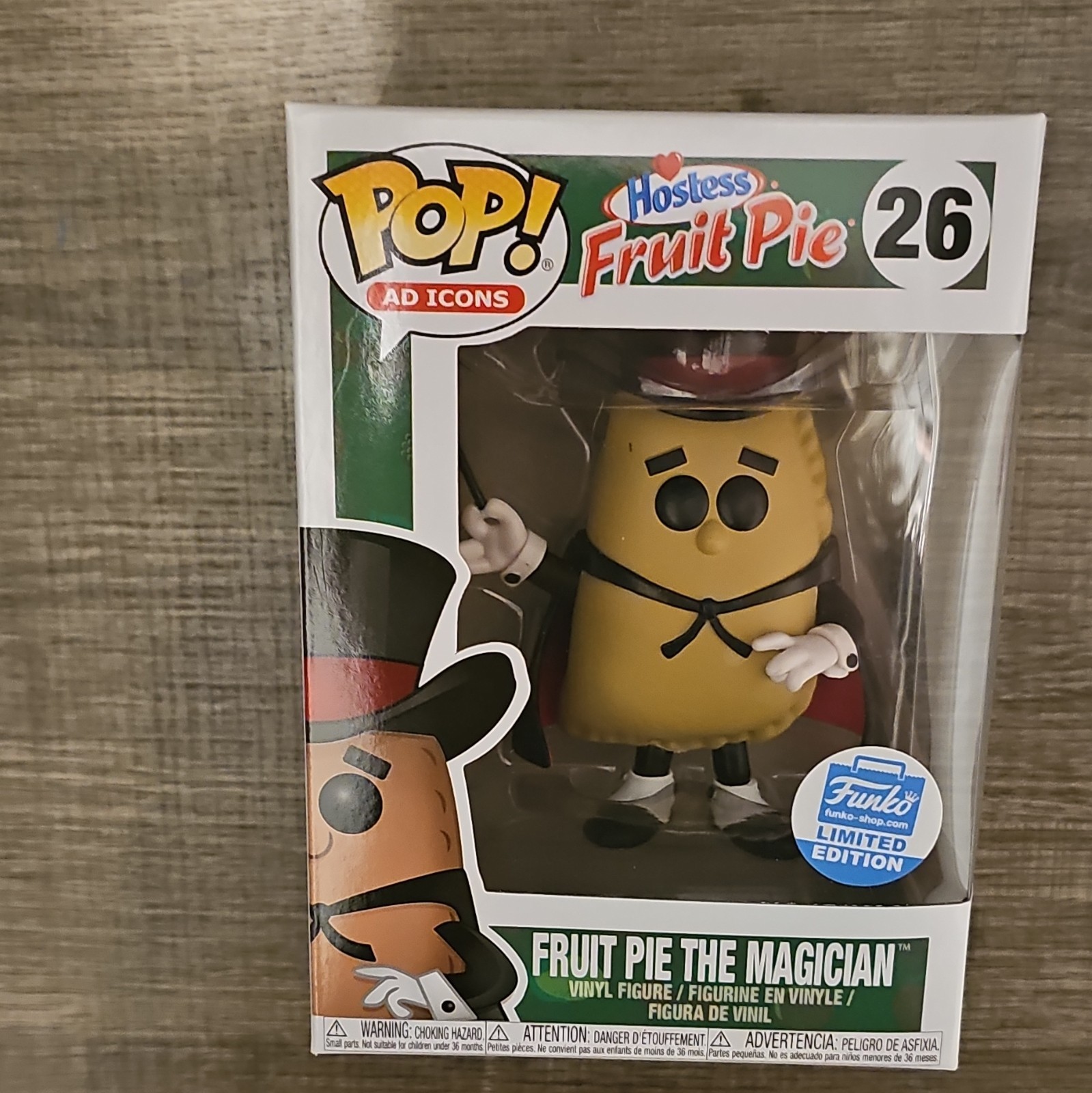 Funko Pop Ad Icons Hostess Fruit Pie Fruit Pie the Magician #26 Limited Ed Funko Pop Ad Icons Hostess Fruit Pie Fruit Pie the Magician #26 Limited Ed