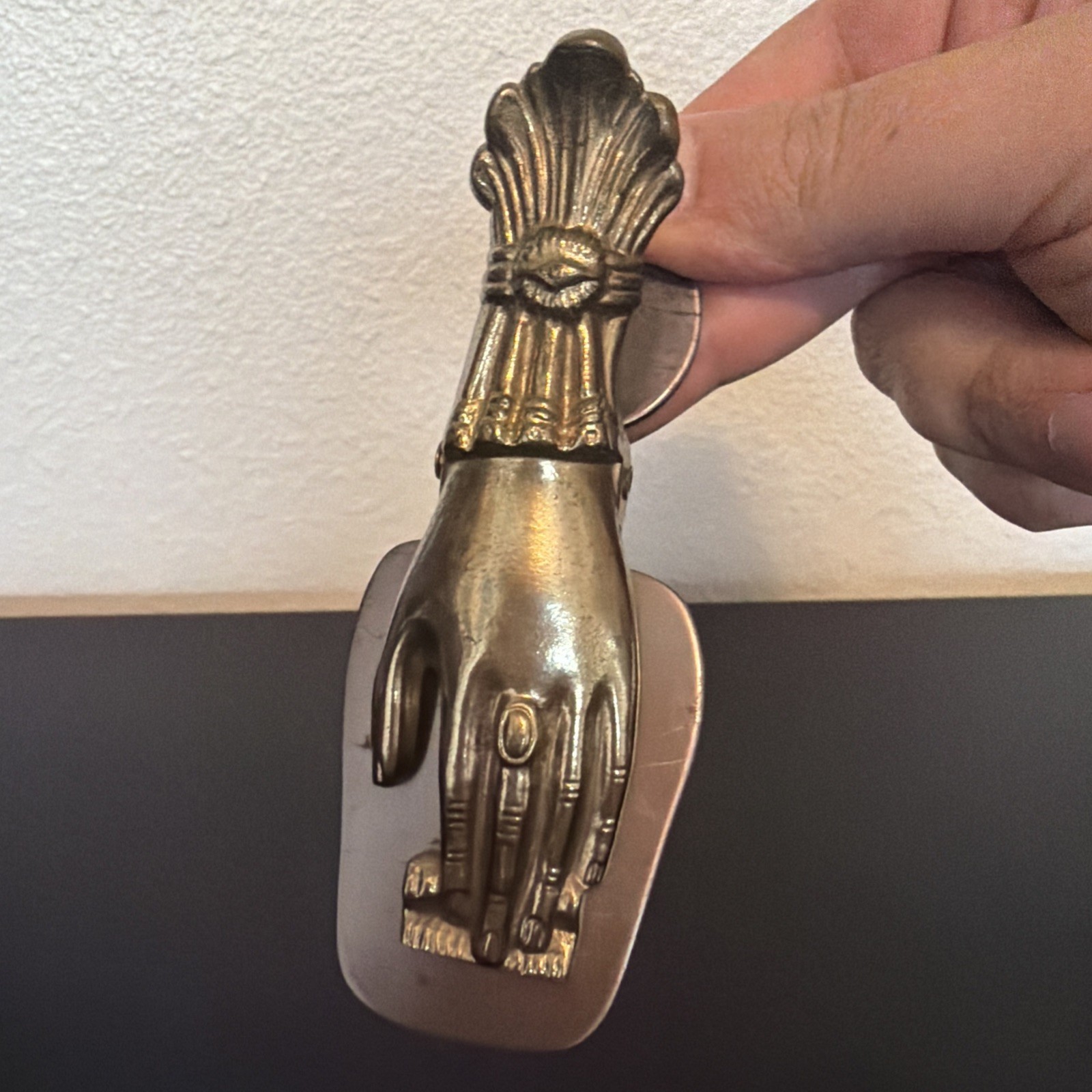 Vintage Victorian Style Brass Hand Desk Clip Paper/Letter Holder Park Sherman Co Vintage Victorian Style Brass Hand Desk Clip Paper/Letter Holder Park Sherman Co