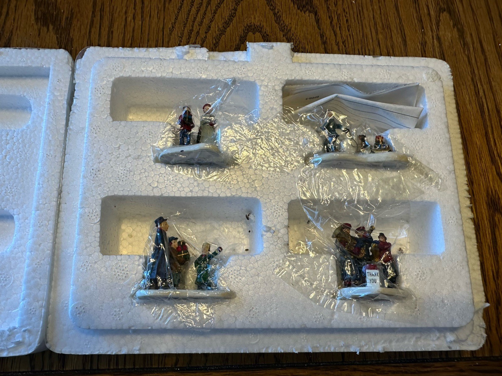 Hawthorne Village: “Christmas Figures” Winter Theme Figures - Complete Set Hawthorne Village: “Christmas Figures” Winter Theme Figures - Complete Set