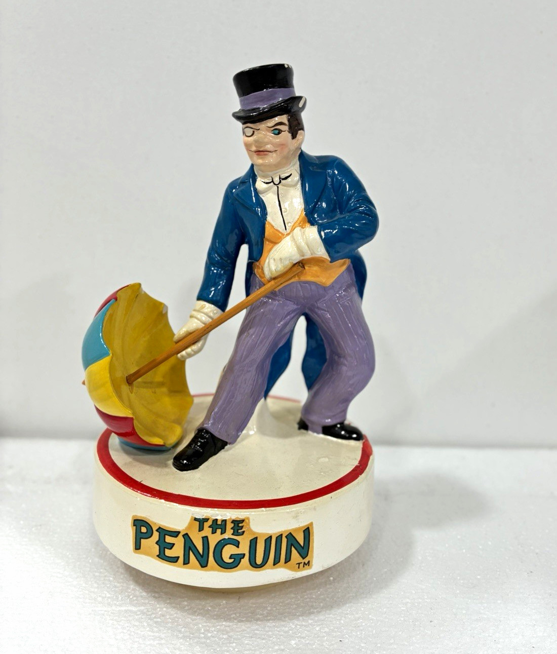 DC Comics Penguin Batman Vintage 1978 rotates w music box DC Comics Penguin Batman Vintage 1978 rotates w music box