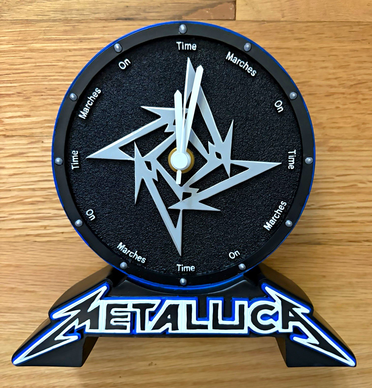 Vintage Metallica Time Marches On Desktop Clock Resin 2002 Collectible NIB New Vintage Metallica Time Marches On Desktop Clock Resin 2002 Collectible NIB New