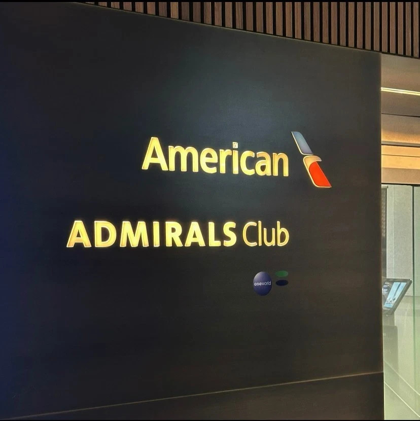 🍿AA American Airlines Admiral Club 🍿One Day Pass 🛫One Day Entry
