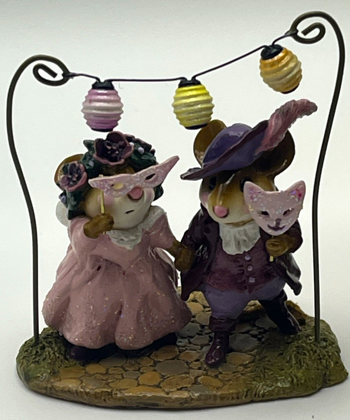 2004 Wee Forest Folk LTD08 Very Rare Fall Masquerade