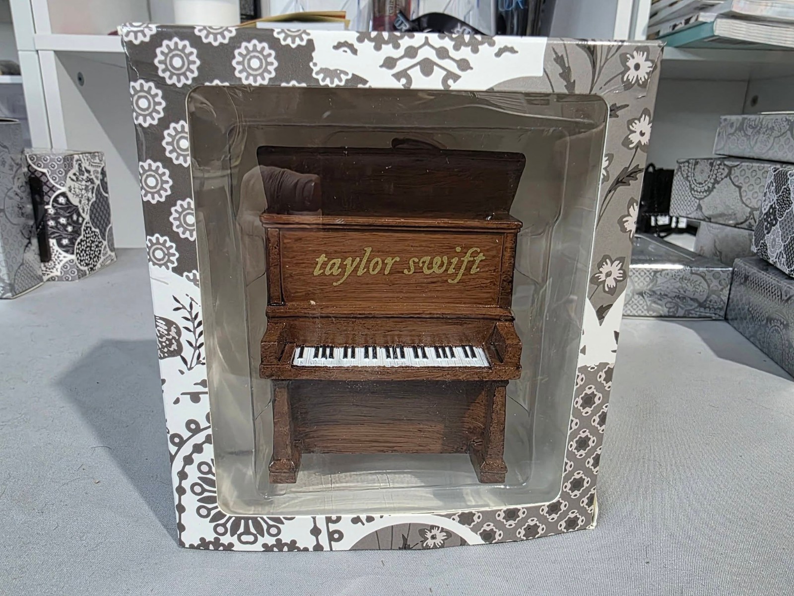 Taylor Swift Willow Light Up Piano Christmas Ornament Rare New READ Taylor Swift Willow Light Up Piano Christmas Ornament Rare New READ