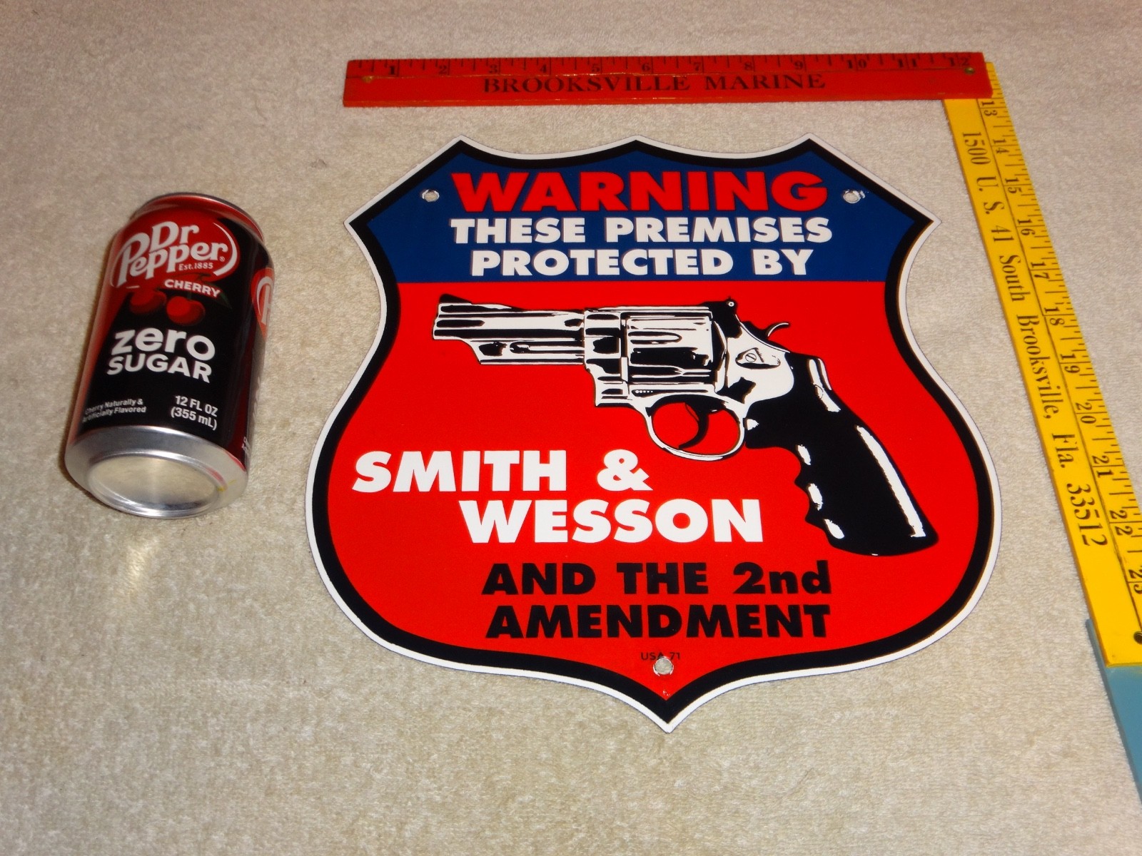 VINTAGE 1971 SMITH & WESSON FIREARMS 11 3/4 VINTAGE 1971 SMITH & WESSON FIREARMS 11 3/4