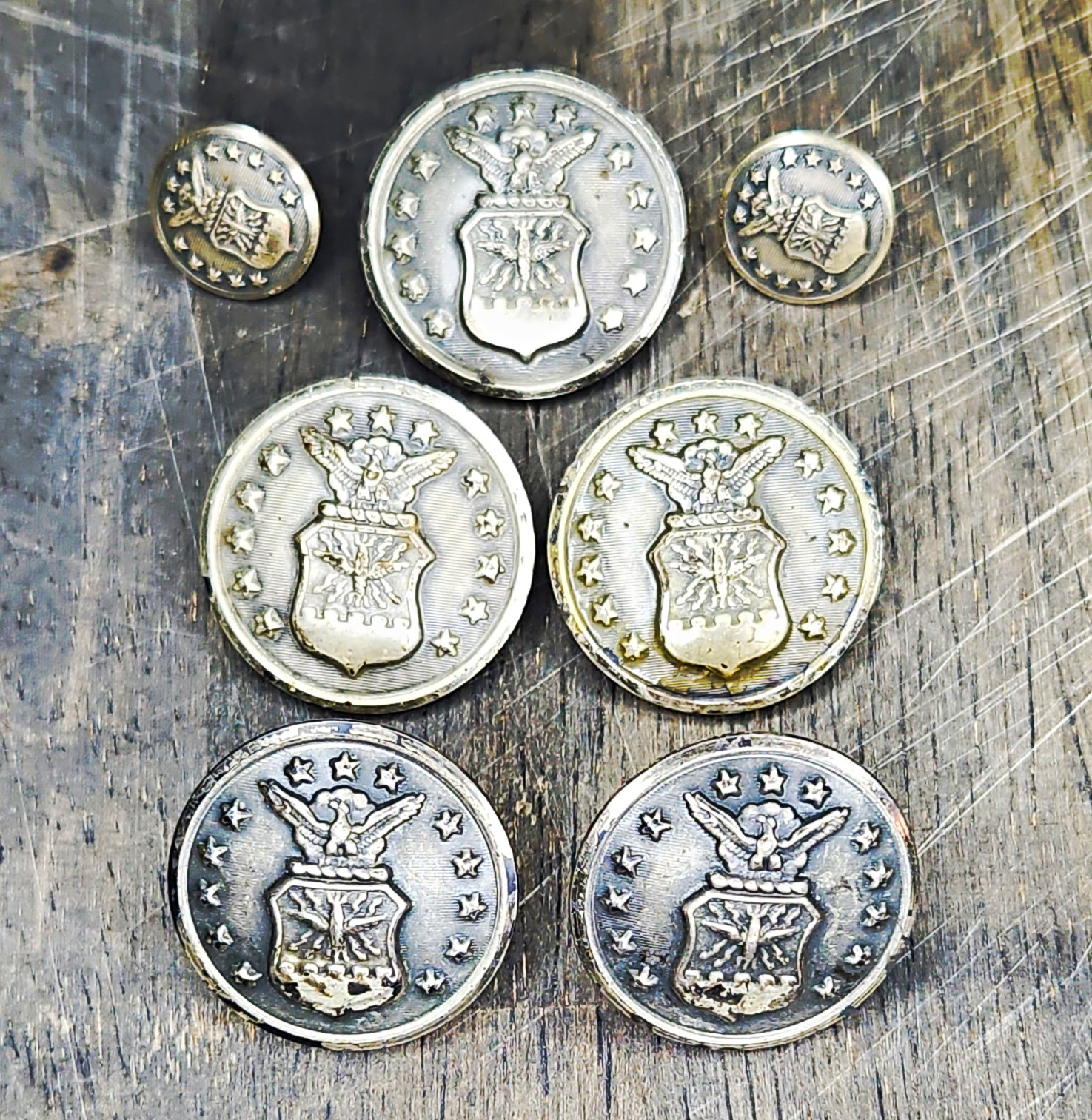Lot of 7 Vintage USAF Officer Uniform Buttons Scovill Shields L&R Metal