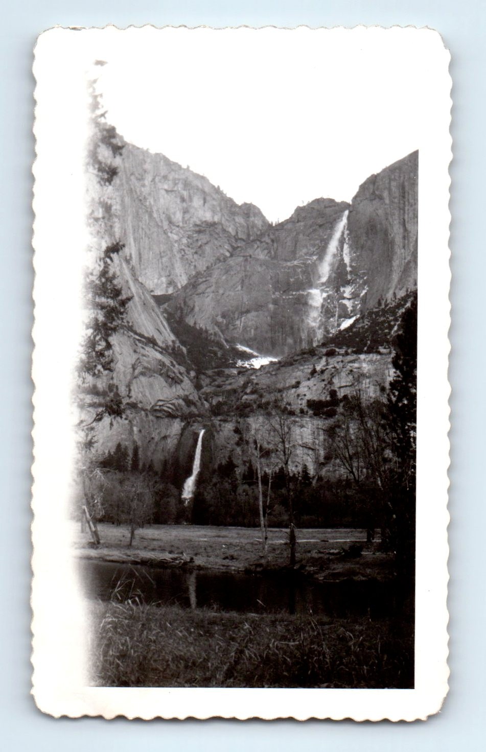 Old Vintage Photo YOSEMITE WATERFALL LANDSCAPE ANTIQUE SNAPSHOT PHOTOGRAPH Old Vintage Photo YOSEMITE WATERFALL LANDSCAPE ANTIQUE SNAPSHOT PHOTOGRAPH