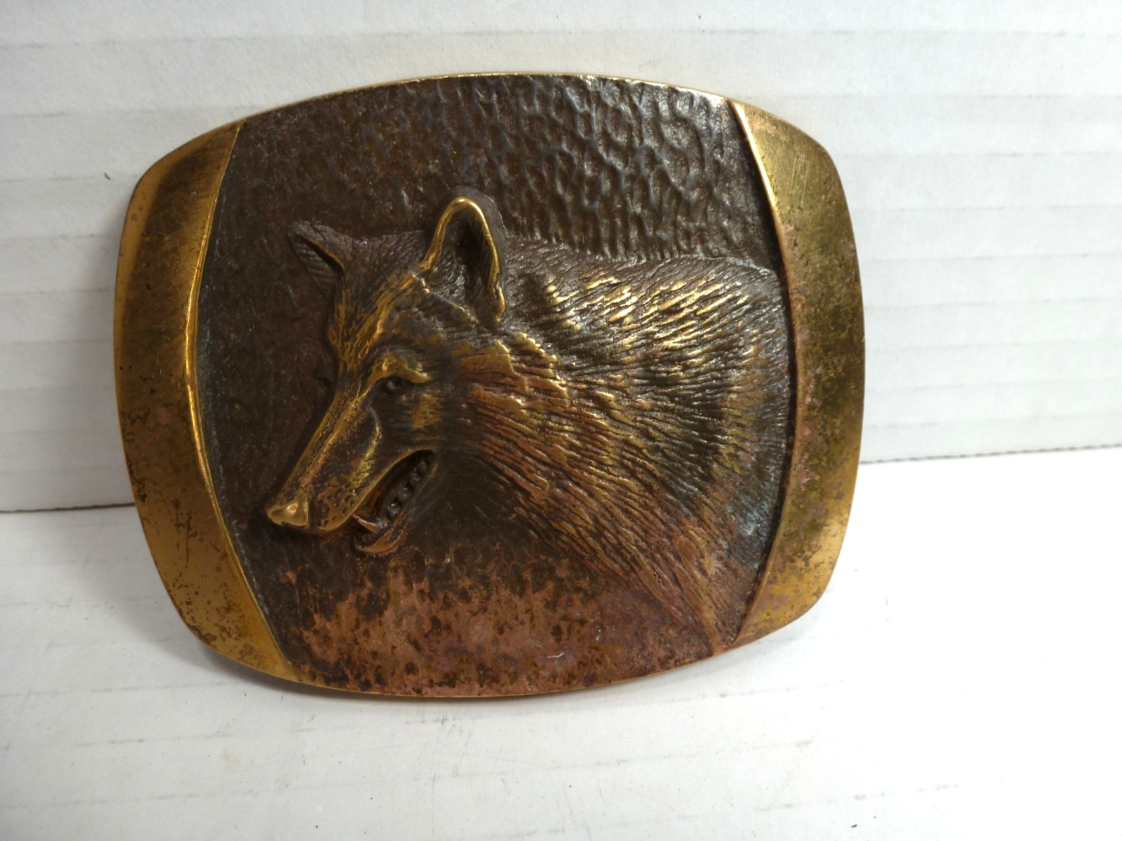 Vintage 1978 Solid Bronze Wolf Belt Buckle Steven S.L. Knight Nature Made In USA Vintage 1978 Solid Bronze Wolf Belt Buckle Steven S.L. Knight Nature Made In USA