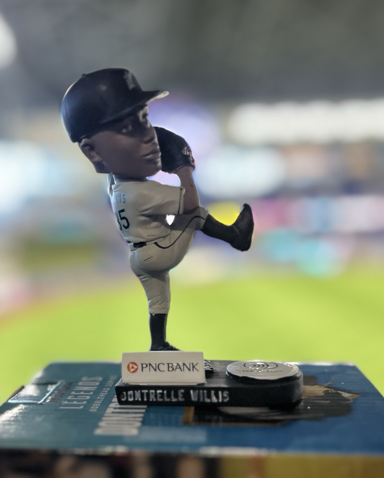 Miami Marlins - Dontrelle Willis Hall Of Fame Bobblehead - SGA 09/13/26 Miami Marlins - Dontrelle Willis Hall Of Fame Bobblehead - SGA 09/13/26