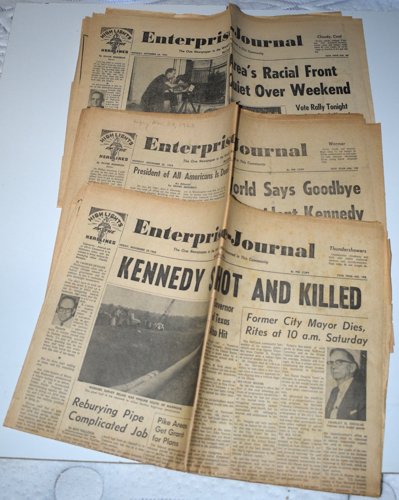 ⁠Vintage JFK Assassination Newspapers Nov 22, 25 1963 JFK Death Paper Lot⁠ of 3