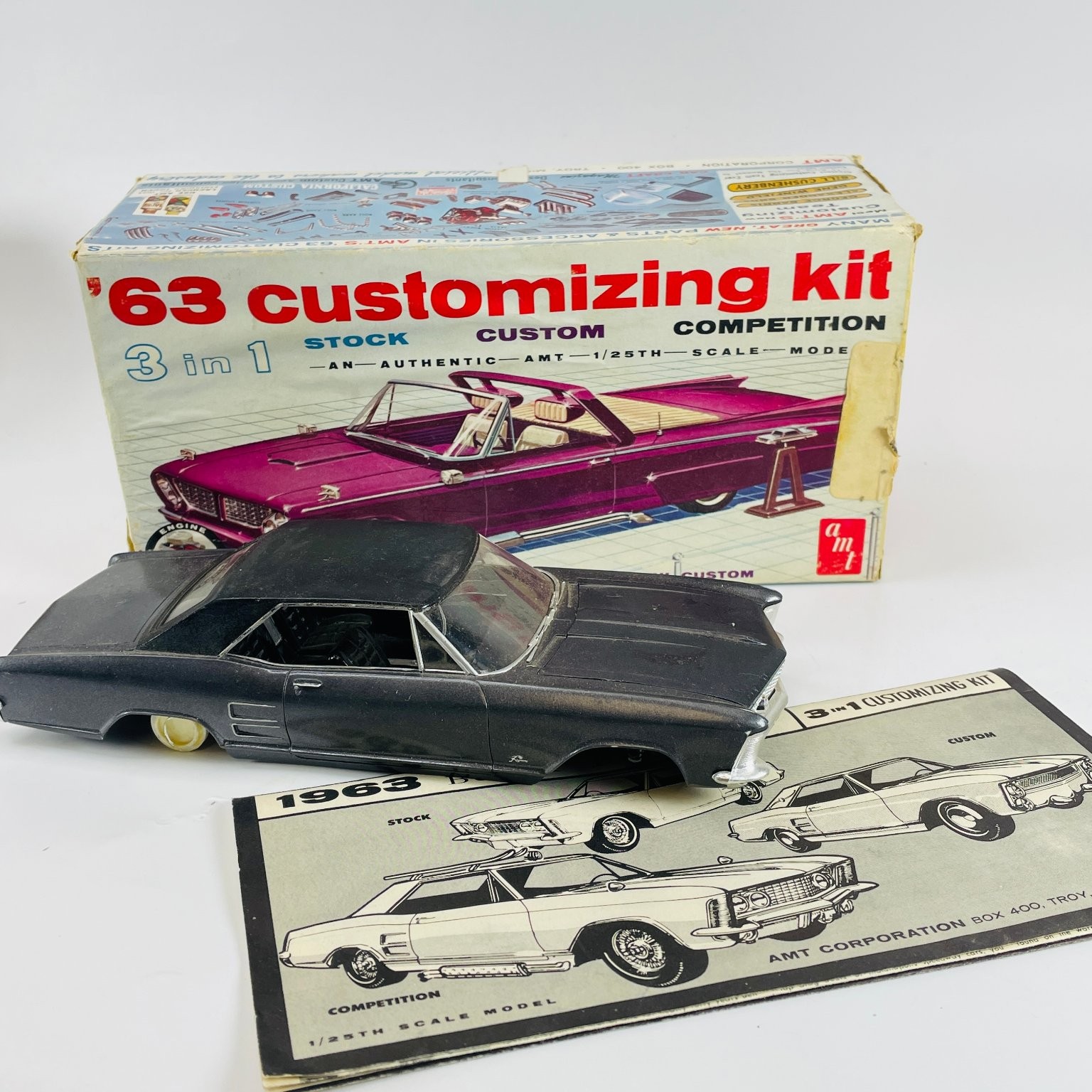 AMT '63 Buick Riviera Hardtop 3-in-1 Customizing Kit 1/25 Model Car 06-553-149 AMT '63 Buick Riviera Hardtop 3-in-1 Customizing Kit 1/25 Model Car 06-553-149
