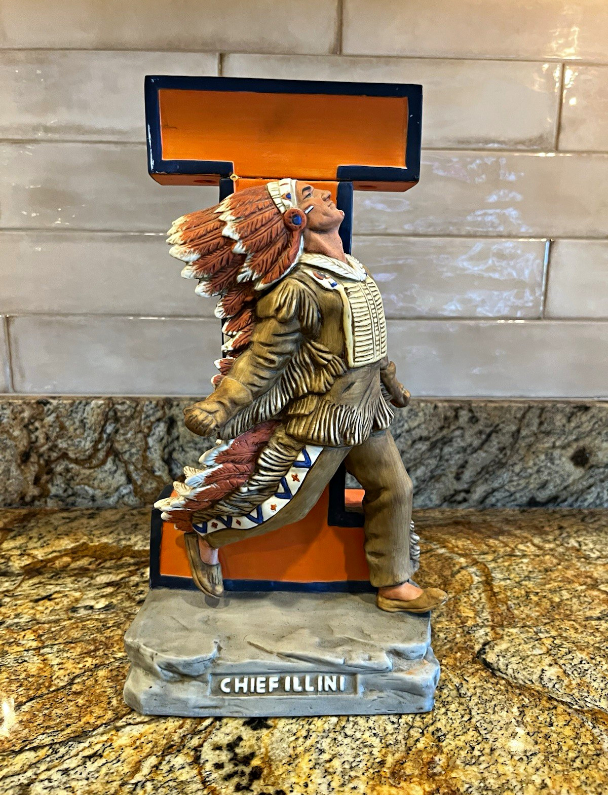 1981 Chief Illini, University of Illinois, Illiniwek, collectors decanter 1981 Chief Illini, University of Illinois, Illiniwek, collectors decanter