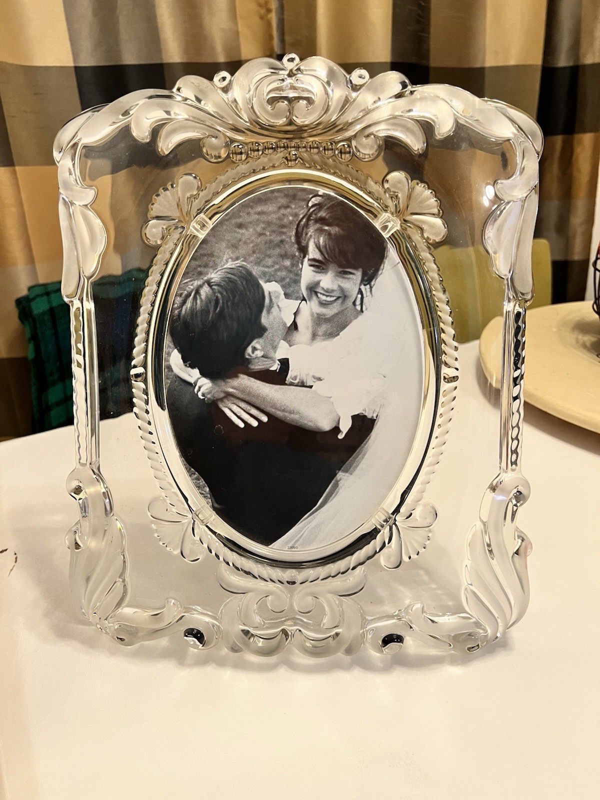 Vtg 5 lb Mikasa Princess Picture Frame 14x11 Ornate Baroque Etched Lead Crystal Vtg 5 lb Mikasa Princess Picture Frame 14x11 Ornate Baroque Etched Lead Crystal