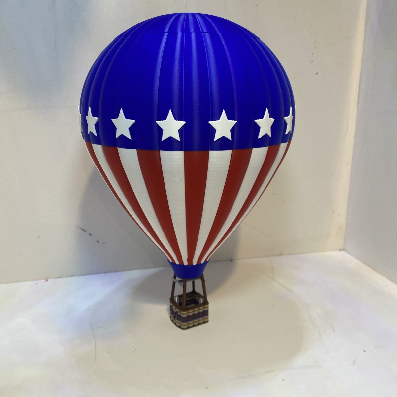 Hot Air Balloon S Or O Scale 3-D Printed 9-3/4” tall Red White ,Blue , Stars V. Hot Air Balloon S Or O Scale 3-D Printed 9-3/4” tall Red White ,Blue , Stars V.