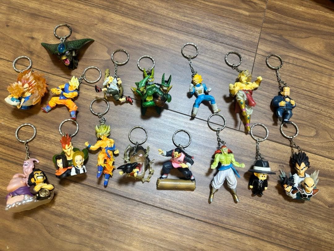 Dragon Ball Keychains Bandai Japan Limited Lot 16pcs Set Collectible Dragon Ball Keychains Bandai Japan Limited Lot 16pcs Set Collectible