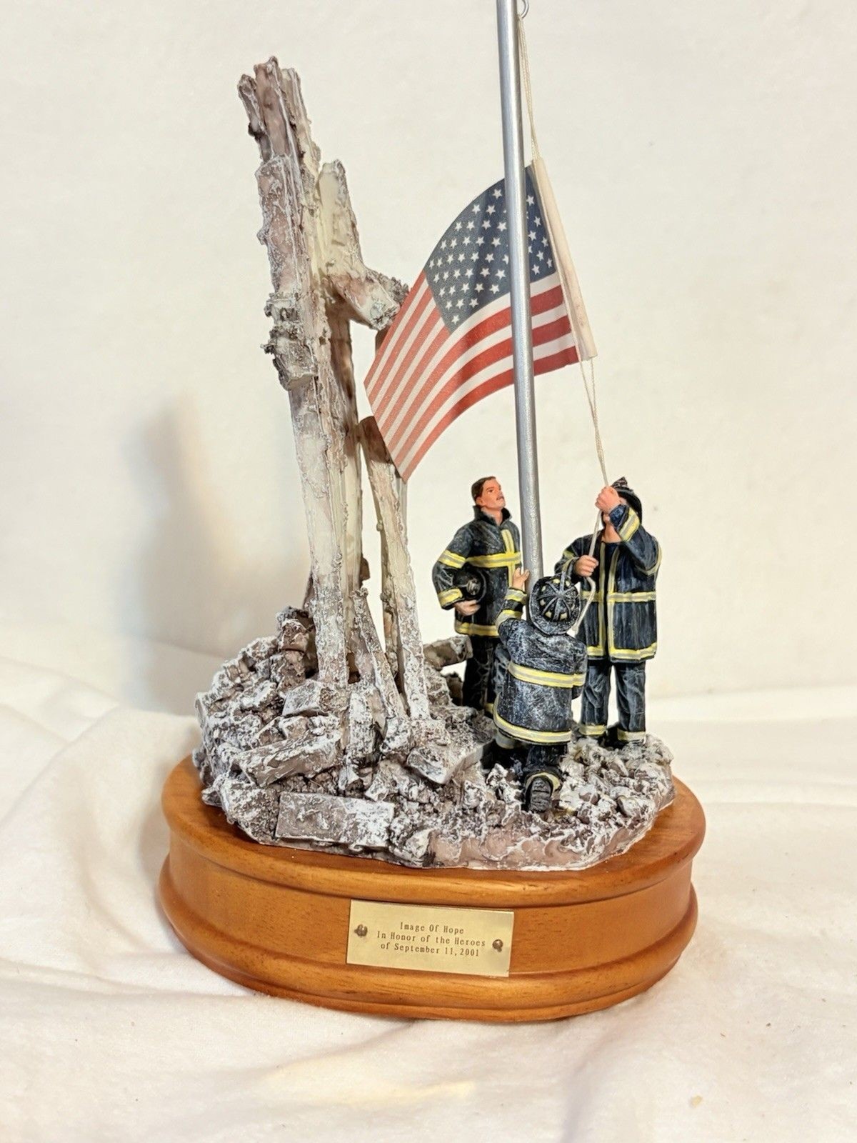 Vanmark Red Hats of Courage Image of Hope 9/11 Music Box Star Spangled Banner Vanmark Red Hats of Courage Image of Hope 9/11 Music Box Star Spangled Banner