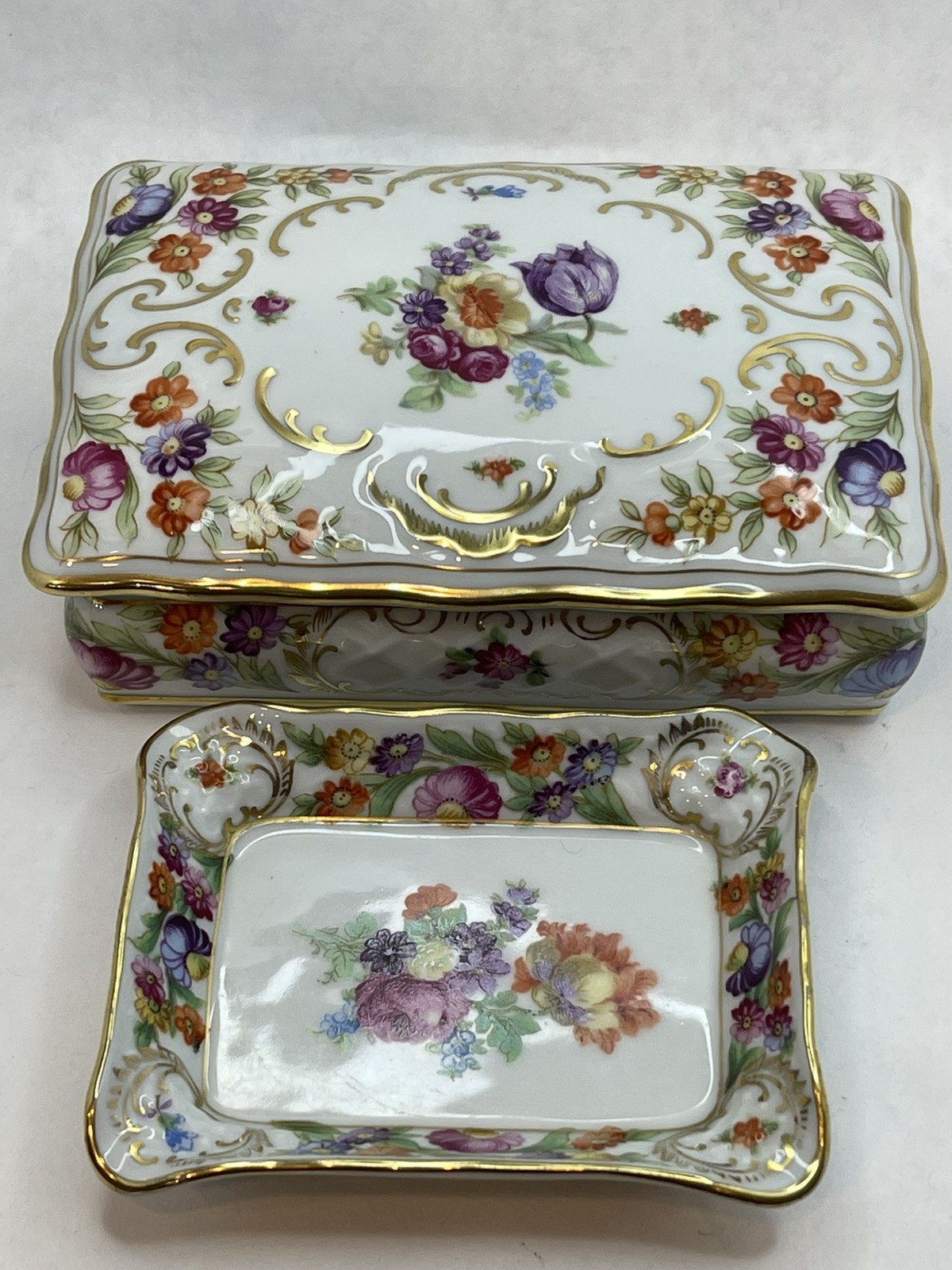 Vintage Schumann Bavaria Arzberg Germany Porcelain Jewelry Box & Trinket Dish Vintage Schumann Bavaria Arzberg Germany Porcelain Jewelry Box & Trinket Dish