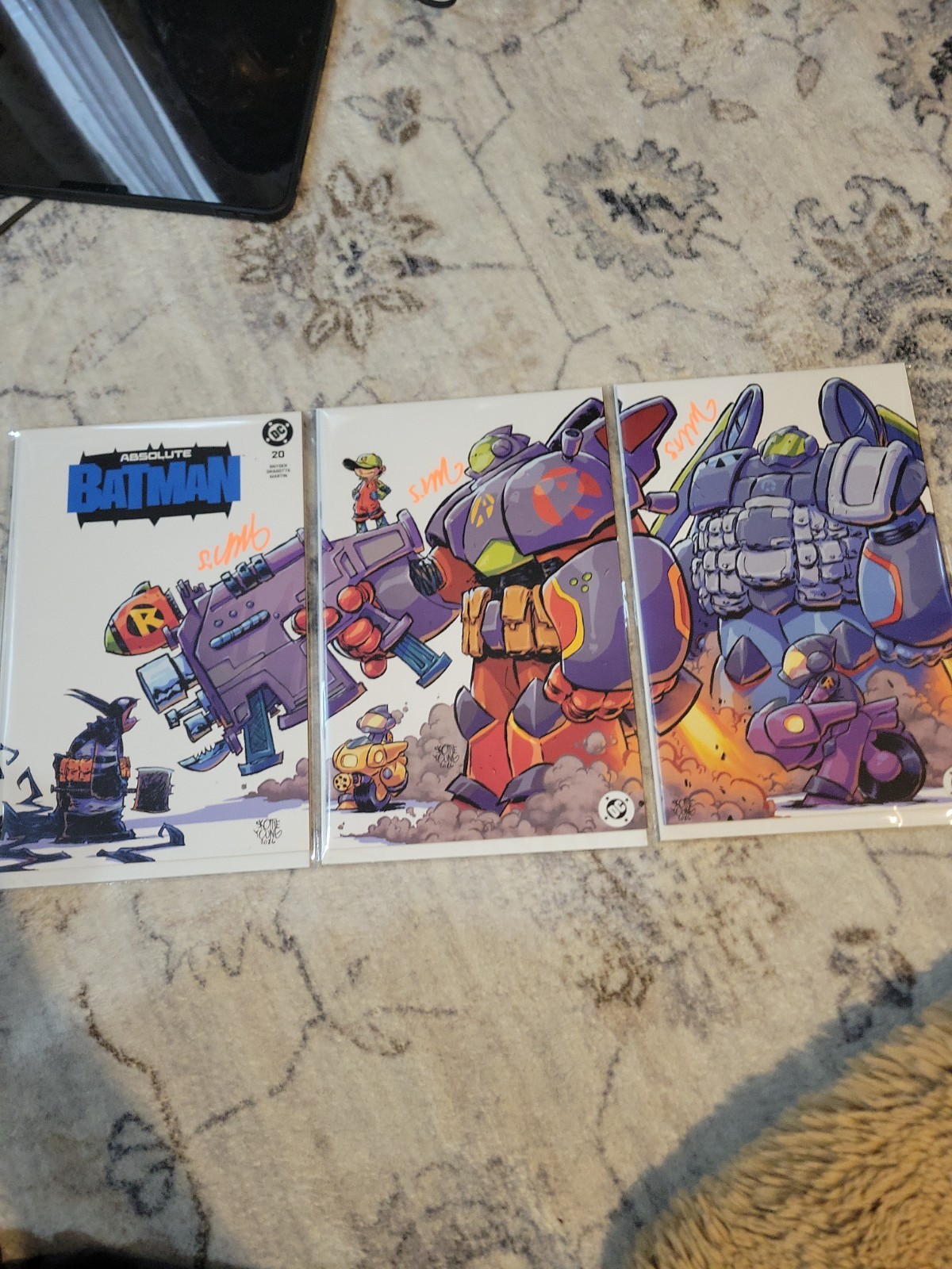 Absolute Batman #20 • Triple Connecting Covers signed by Skottie Young w/COA-NEW Absolute Batman #20 • Triple Connecting Covers signed by Skottie Young w/COA-NEW