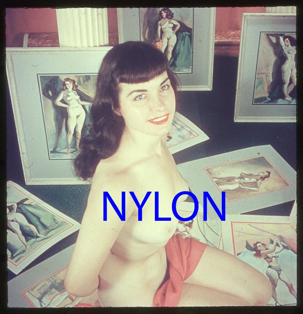 RARE VINTAGE 1950s 3-D STEREO COLOR SLIDE OF A NUDE BETTIE PAGE BY ALLEN COBERT RARE VINTAGE 1950s 3-D STEREO COLOR SLIDE OF A NUDE BETTIE PAGE BY ALLEN COBERT