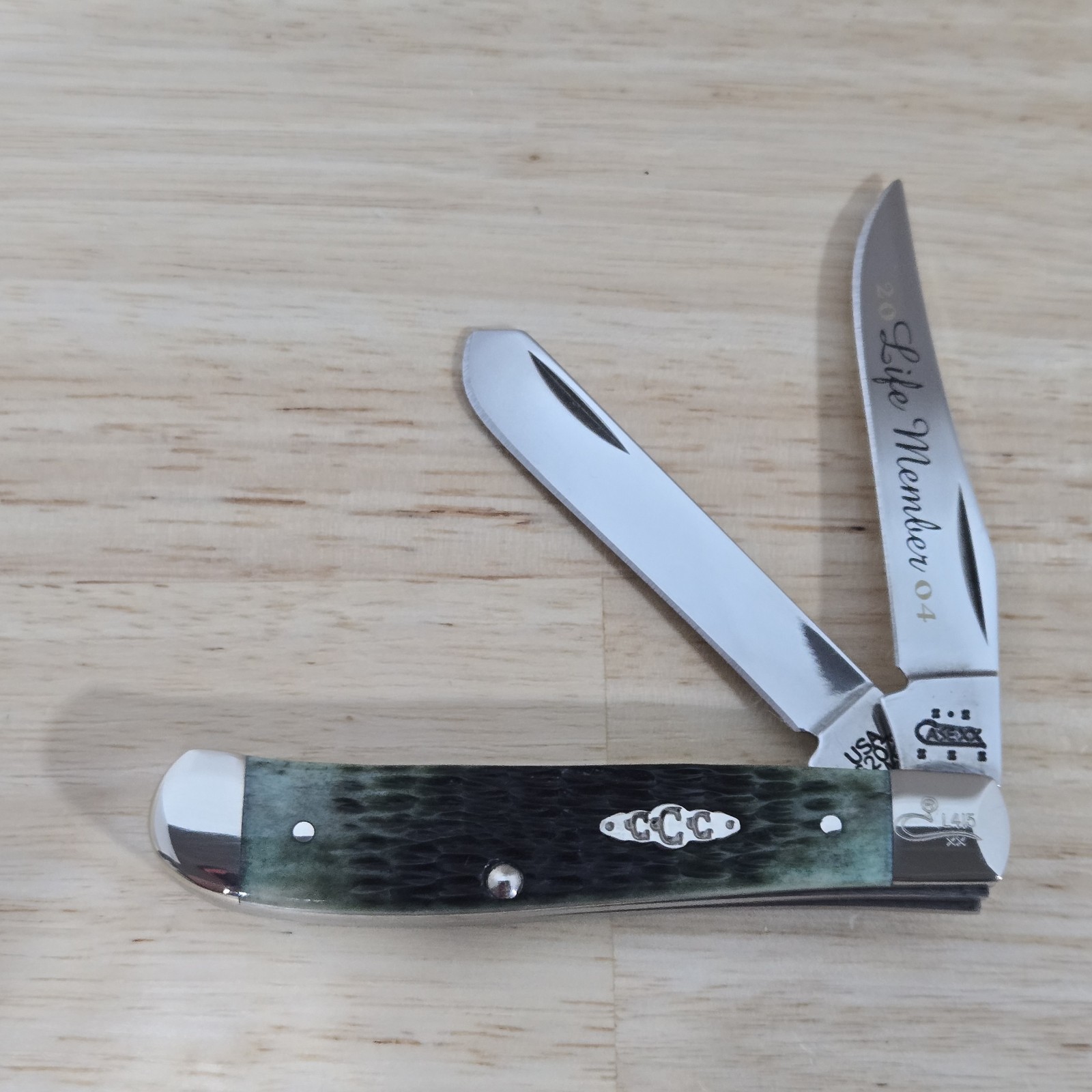 2004 Case XX 6207 XX Mini Trapper Allegheny Mountain Moss Green Bone CCC Life... 2004 Case XX 6207 XX Mini Trapper Allegheny Mountain Moss Green Bone CCC Life...