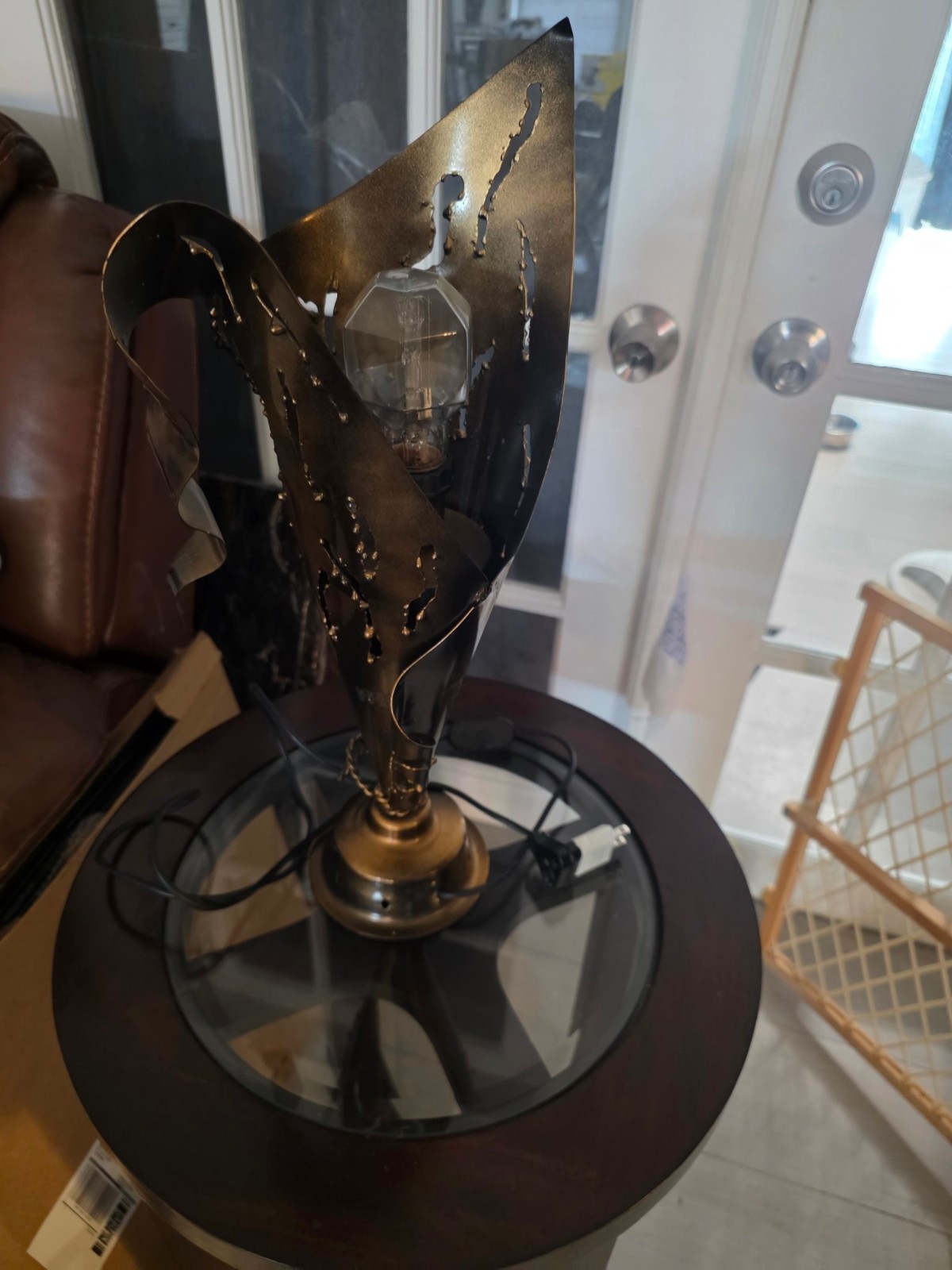 Vintage Mid Century Modern Brutalist Table Lamp Sculptural Leaf Gold Tested Vintage Mid Century Modern Brutalist Table Lamp Sculptural Leaf Gold Tested